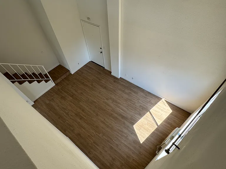 1625 Glendon Ave #7 — Photo 10