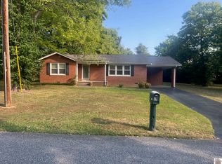 143 Holmes Dr, Paducah, KY 42003