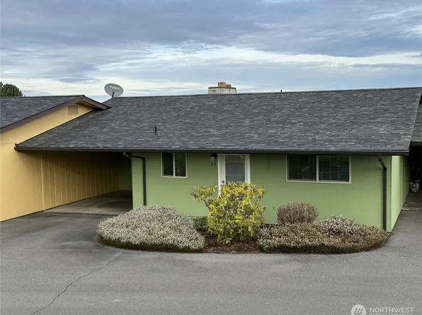 1301 S Third Avenue #5B, Sequim, WA 98382