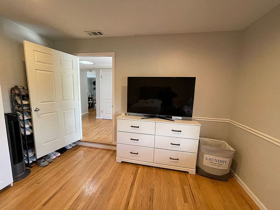 1st image of 292 Calero Ave