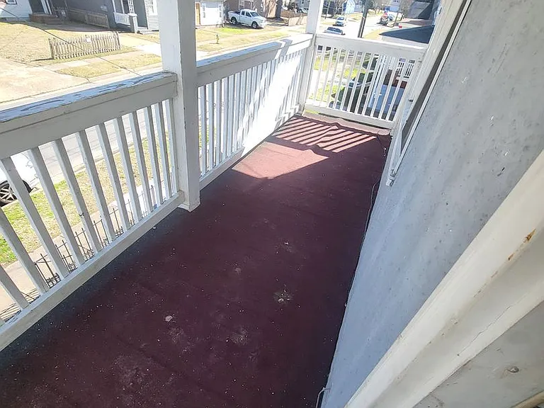 905 Hayes St — Photo 2
