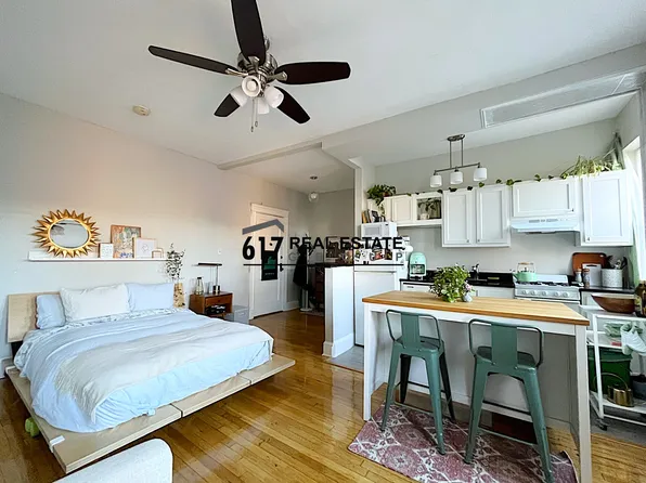 1185 Commonwealth Ave #119, Allston, MA 02134