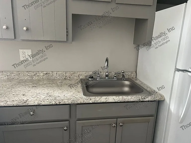 310 Myrtle Ave — Photo 8