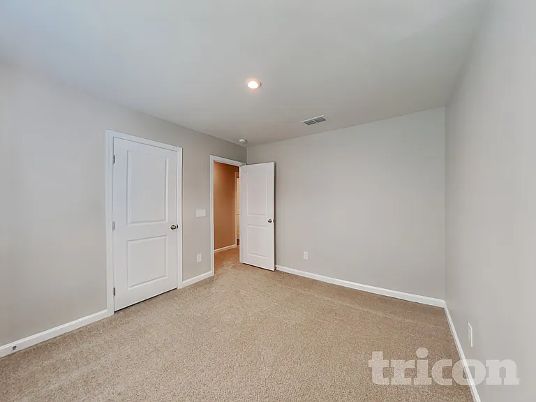 886 Purcell Dr — Photo 11