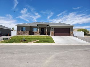 1809 Moonlight Dr, Montrose, CO 81401
