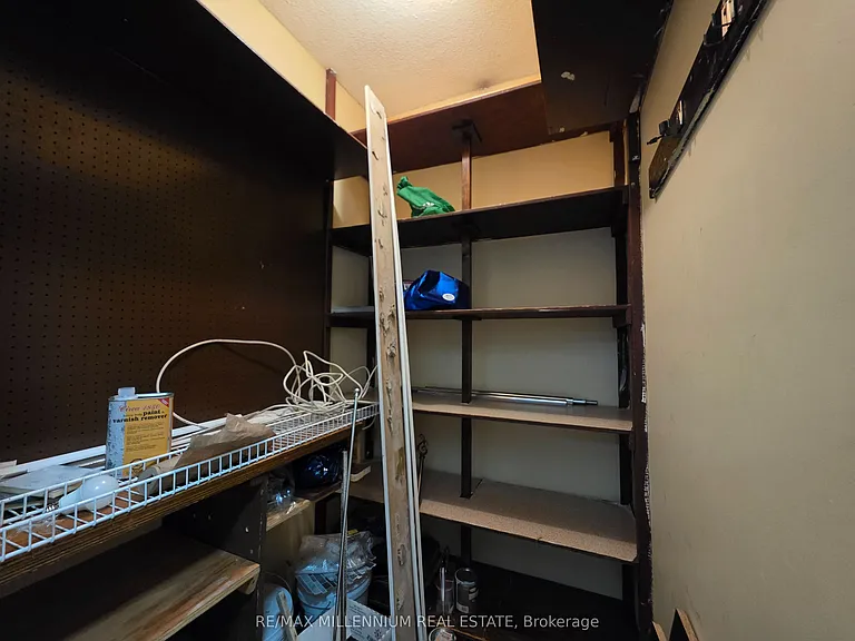 175 Hilda Ave #102 — Photo 33