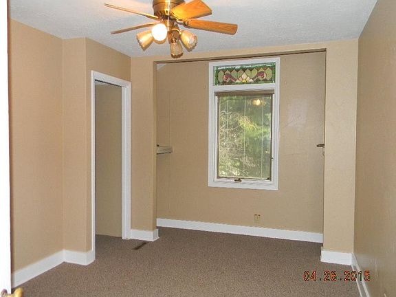 3rd image of 520 S Elm St