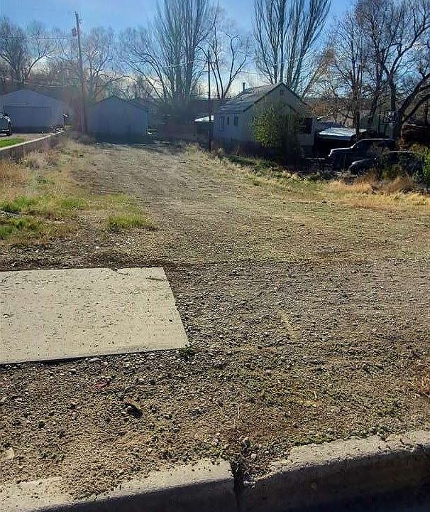 2nd image of 732 Connecticut Ave