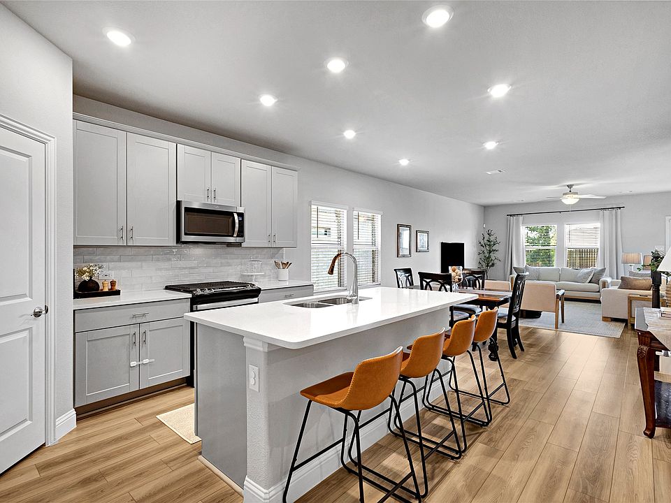 1st image of 2341 Aspen Hill Dr