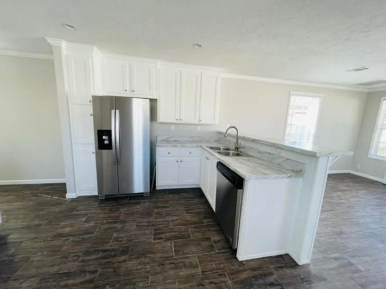 9477 Lansdowne Rd — Photo 18