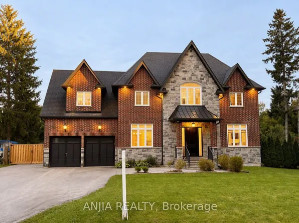 41 Valley Rd, Whitchurch Stouffville, ON L4A 2X7