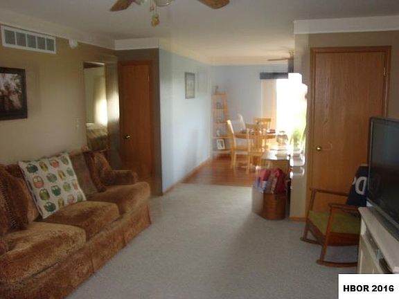 2nd image of 713 Apple Blossom Ln