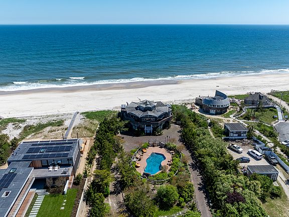 2nd image of 174 Dune Rd