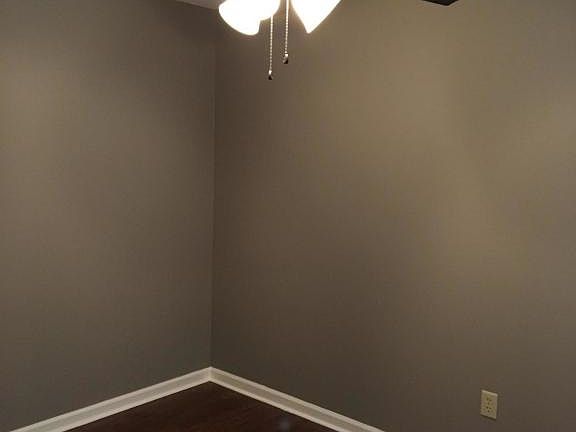 3rd image of 2691 Hickory Hill Dr