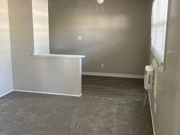 4th image of 7519 Mentor Ave