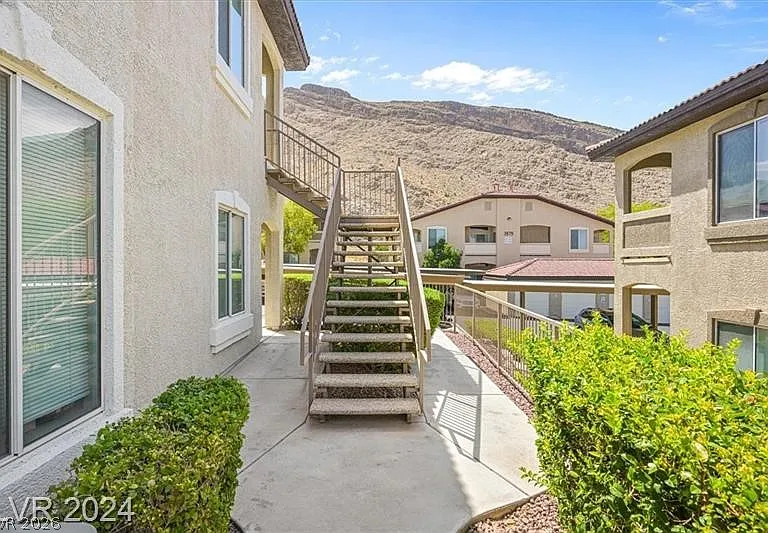 3540 Cactus Shadow St #204 — Photo 2