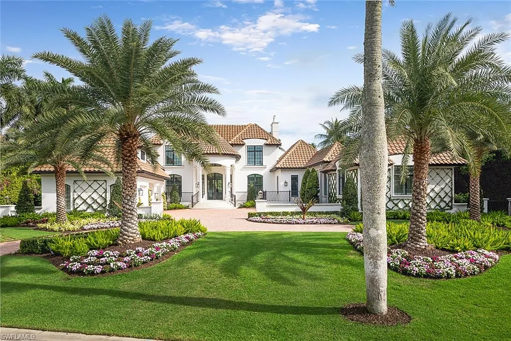 5 bed, 5.5 bath, 6042 sqft, $85,000 — Photo 2