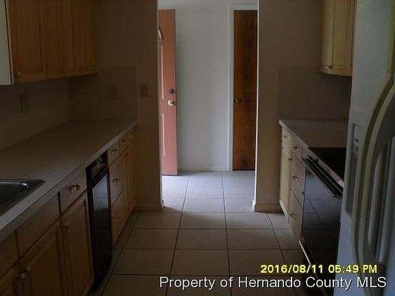 3rd image of 5880 W Pine Cir