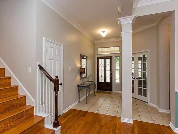 5th image of 1610 Evening Bend Ct