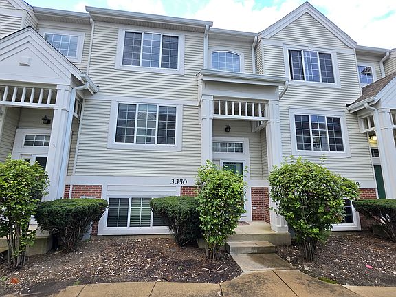 2nd image of 3350 Ravinia Cir