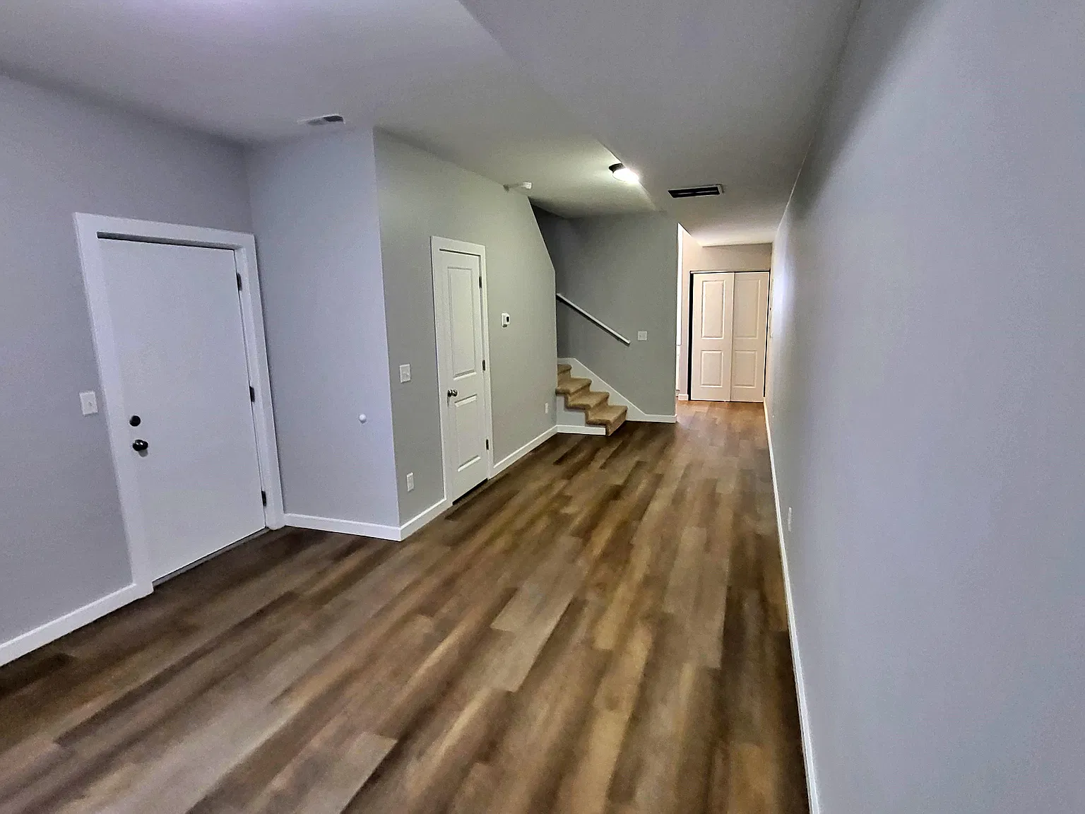 2 bed, 1.5 bath, 1728 sqft, $1,050 — Photo 4