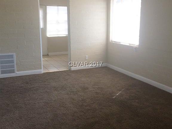 2nd image of 1614 Thelma Ln