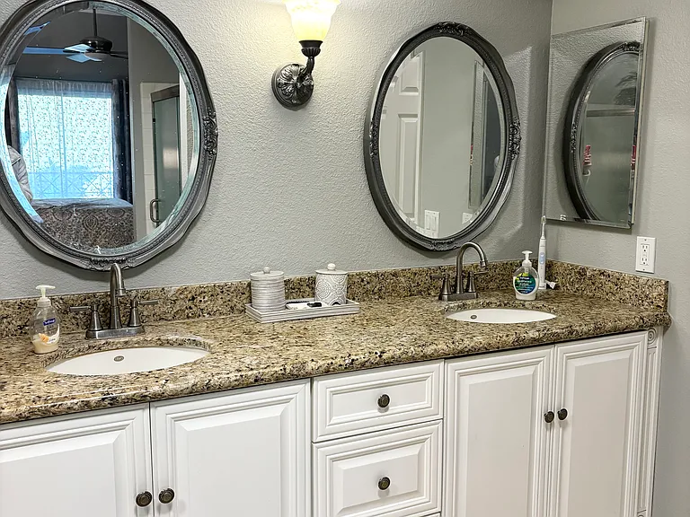 1006 S Dewcrest Dr — Photo 22