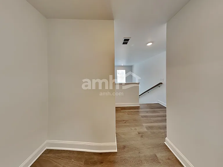 1469 Aquamarine Dr — Photo 7