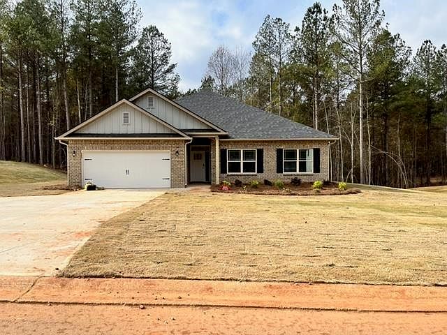 1st image of 202 Eagle Heights Dr
