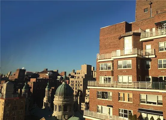 Sold by R New York | media 17