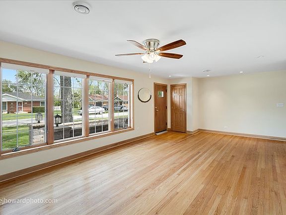 4th image of 12524 S 71st Ct