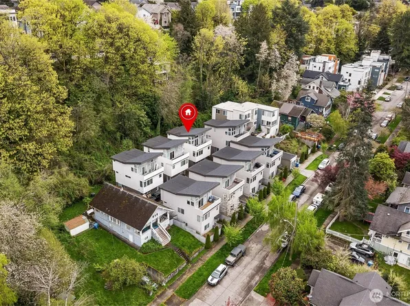 3812 22nd Avenue SW, Seattle, WA 98106