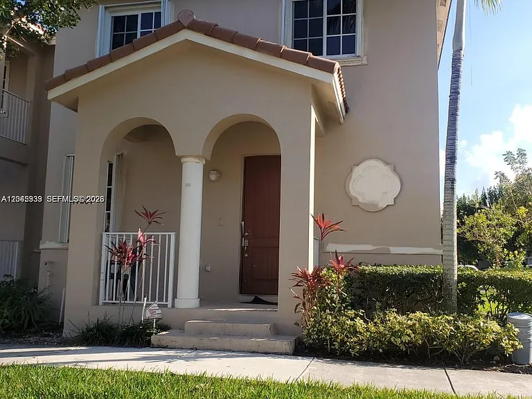 14264 SW 272nd Ln — Photo 1