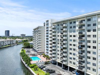 401 Golden Isles Dr #1102, Hallandale Beach, FL, 33009