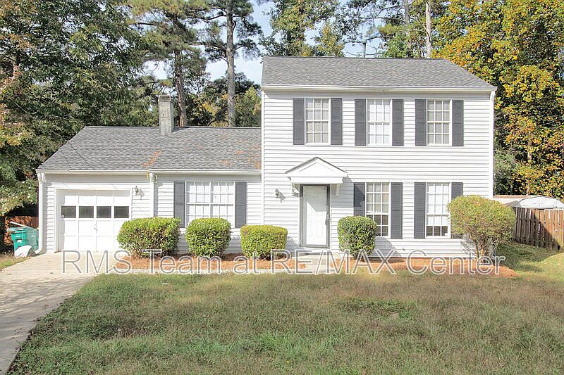 1st image of 210 Arborfield Way