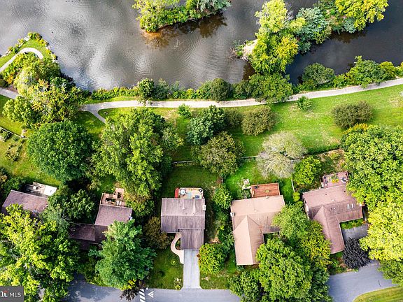 4th image of 20408 Aspenwood Ln