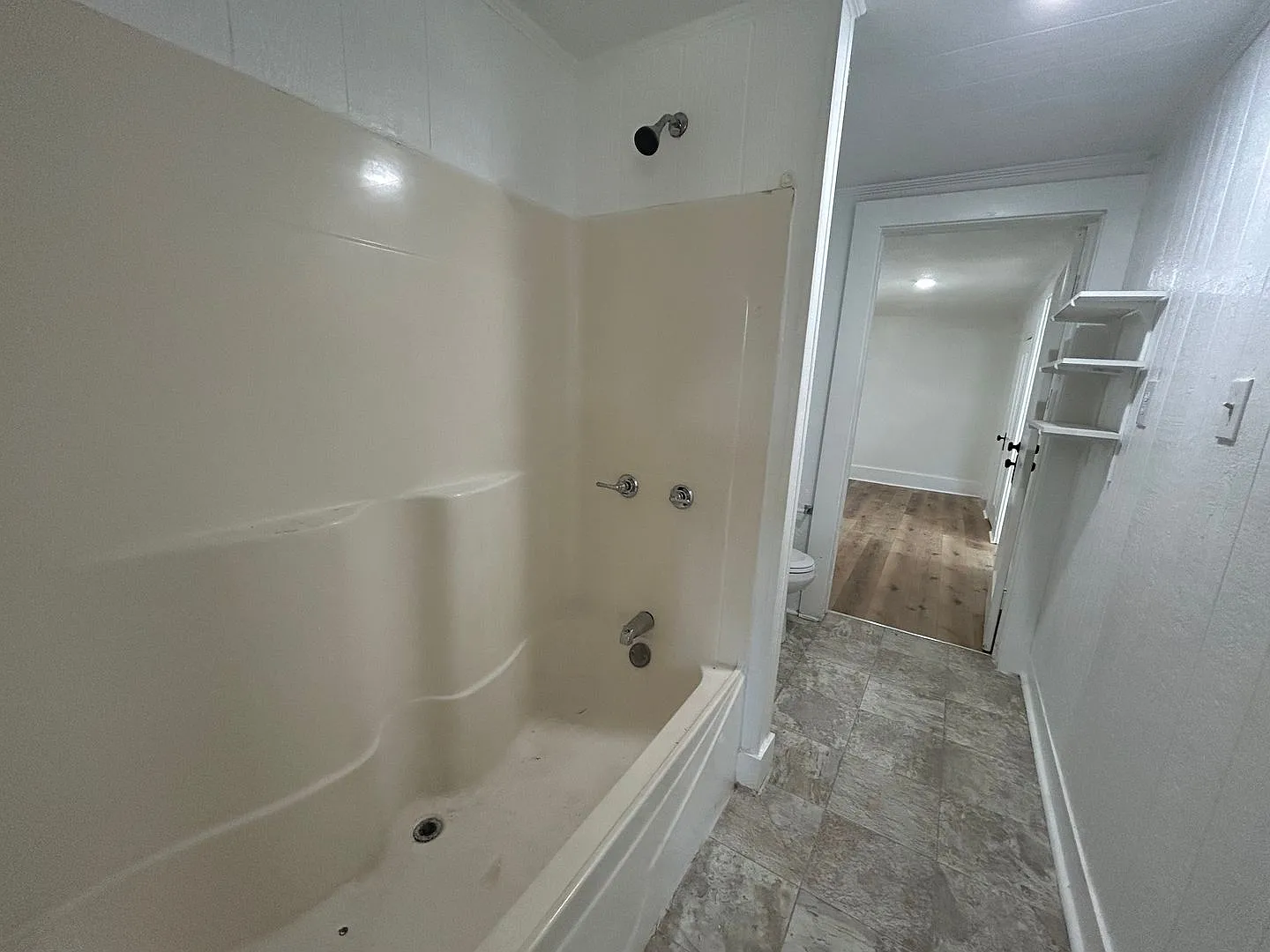 130 Franklin St. — Photo 3
