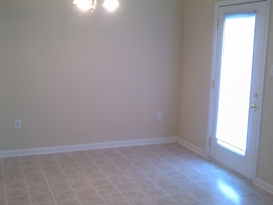 1st image of 11868 White Pine Dr