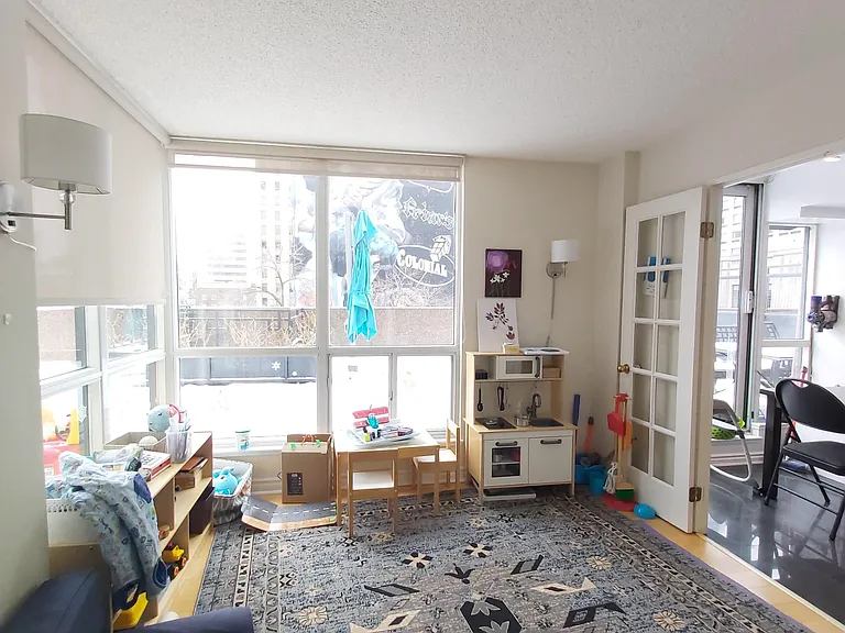 7 Carlton St #305 — Photo 11