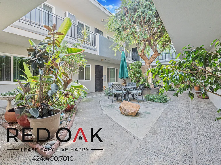 1835 Taft Ave #12 — Photo 23