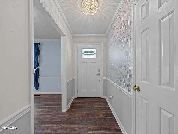 2nd image of 200 Stratford Road