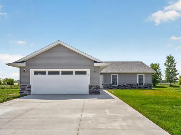 1348 4th St NW, Byron, MN 55920