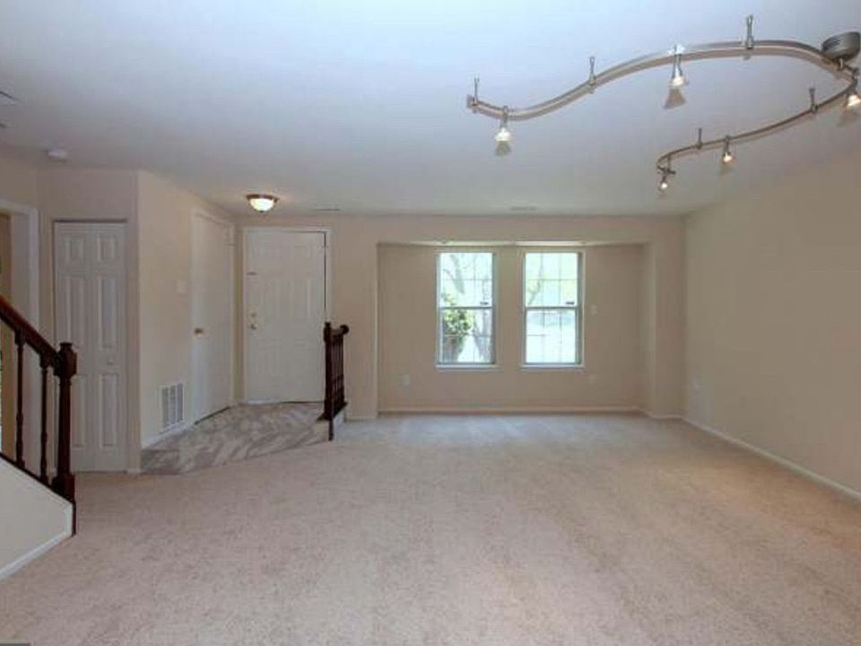 1st image of 3724 Monmouth Pl