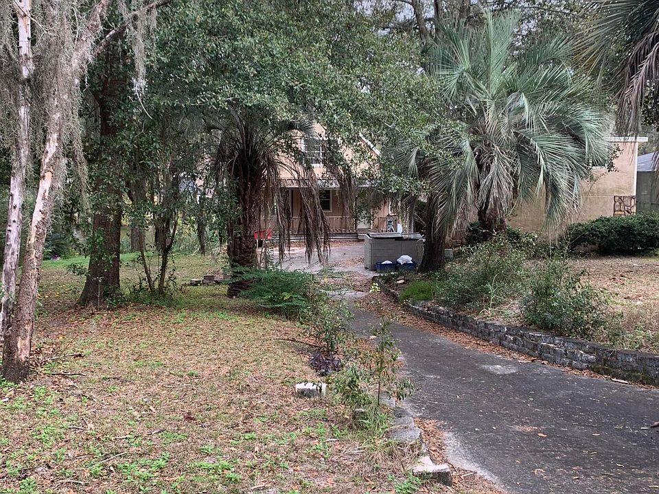 1st image of 707 Arthur Moore Dr