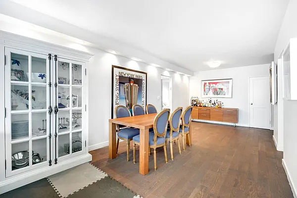 Sold by Real Direct | media 14