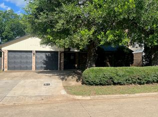 3730 Twin Oaks Ct, Flower Mound, TX 75028