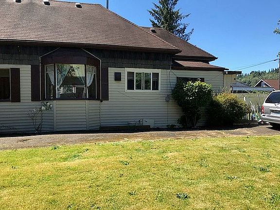 2nd image of 2727 Pacific Ave