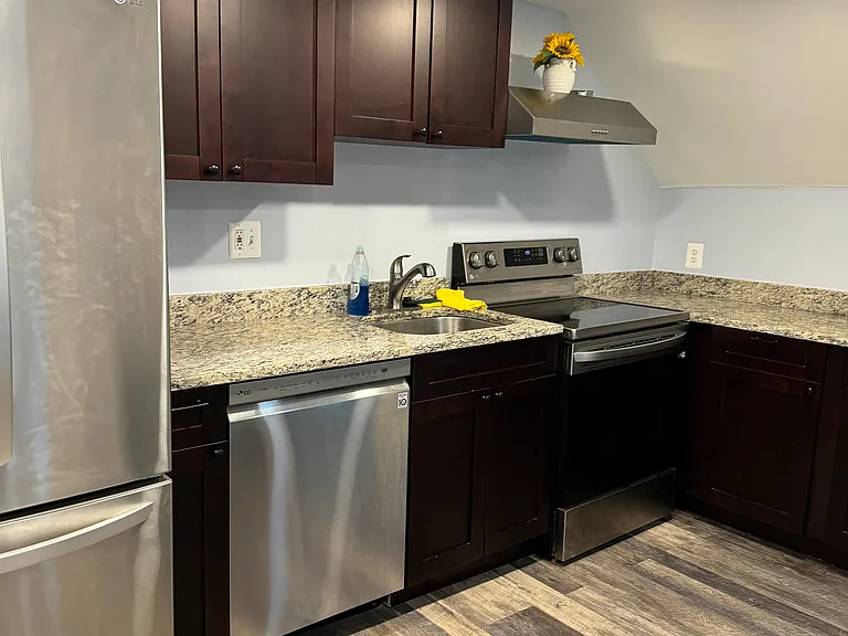 8304 Main St #3 — Photo 6