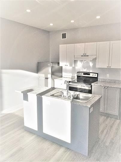 1st image of 87 Stirling Ave