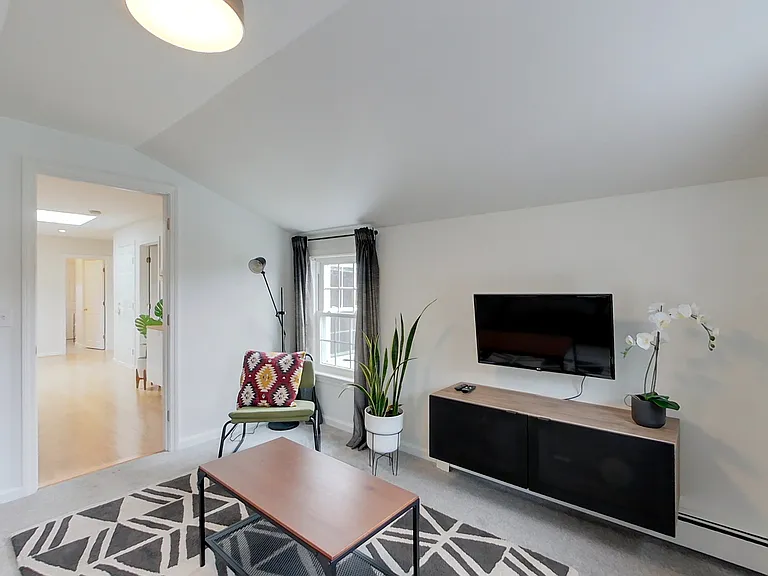 26 Cliff Ave #4 — Photo 12
